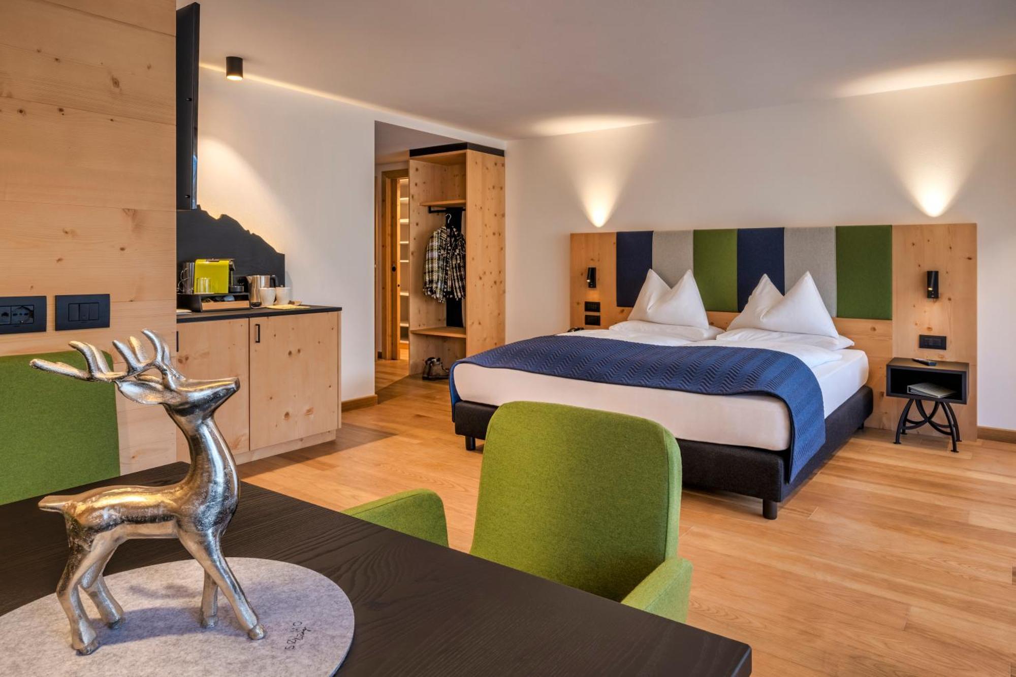 Posta Zirm Hotel Corvara Zewnętrze zdjęcie